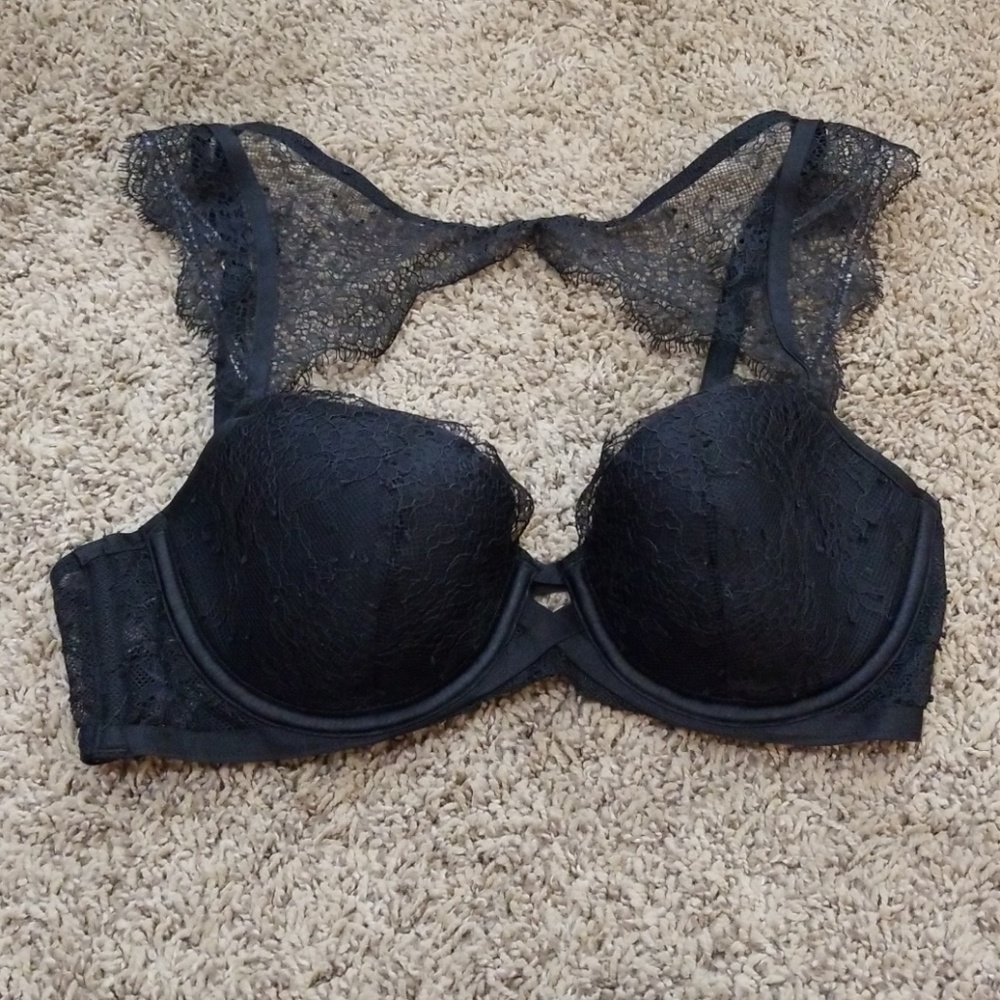 Victoria's secret bra